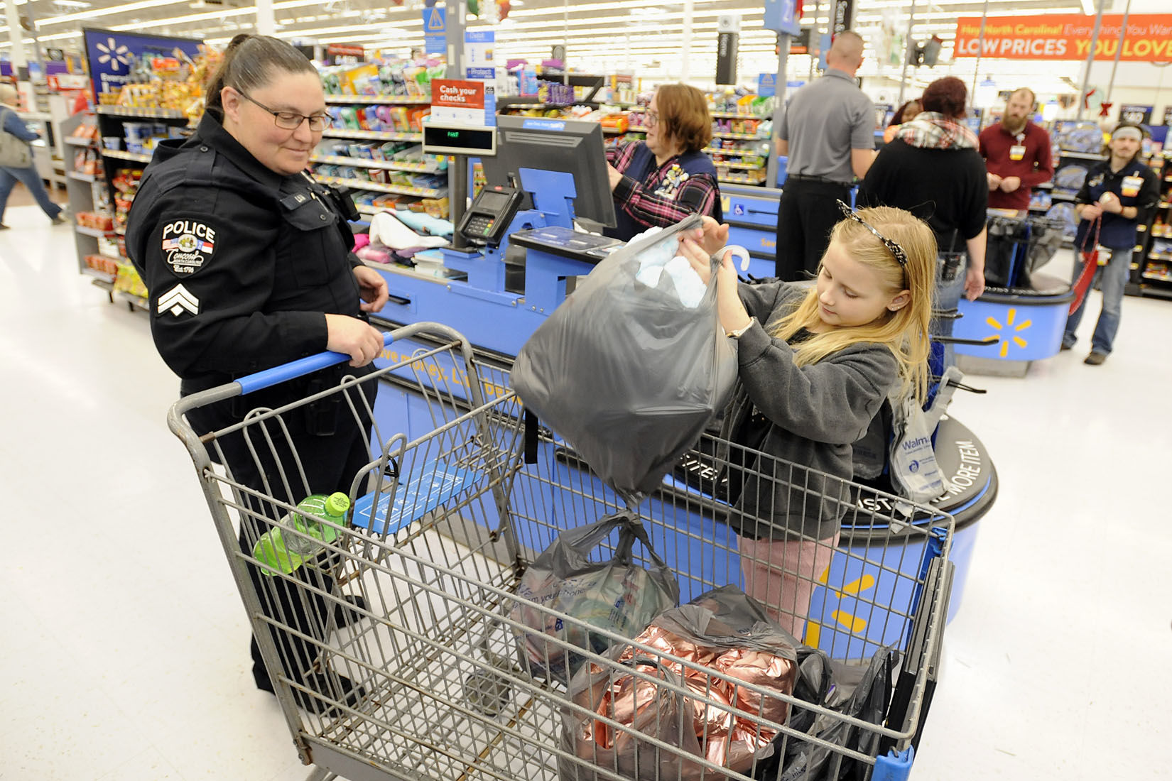 Cops & Kids Christmas shopping